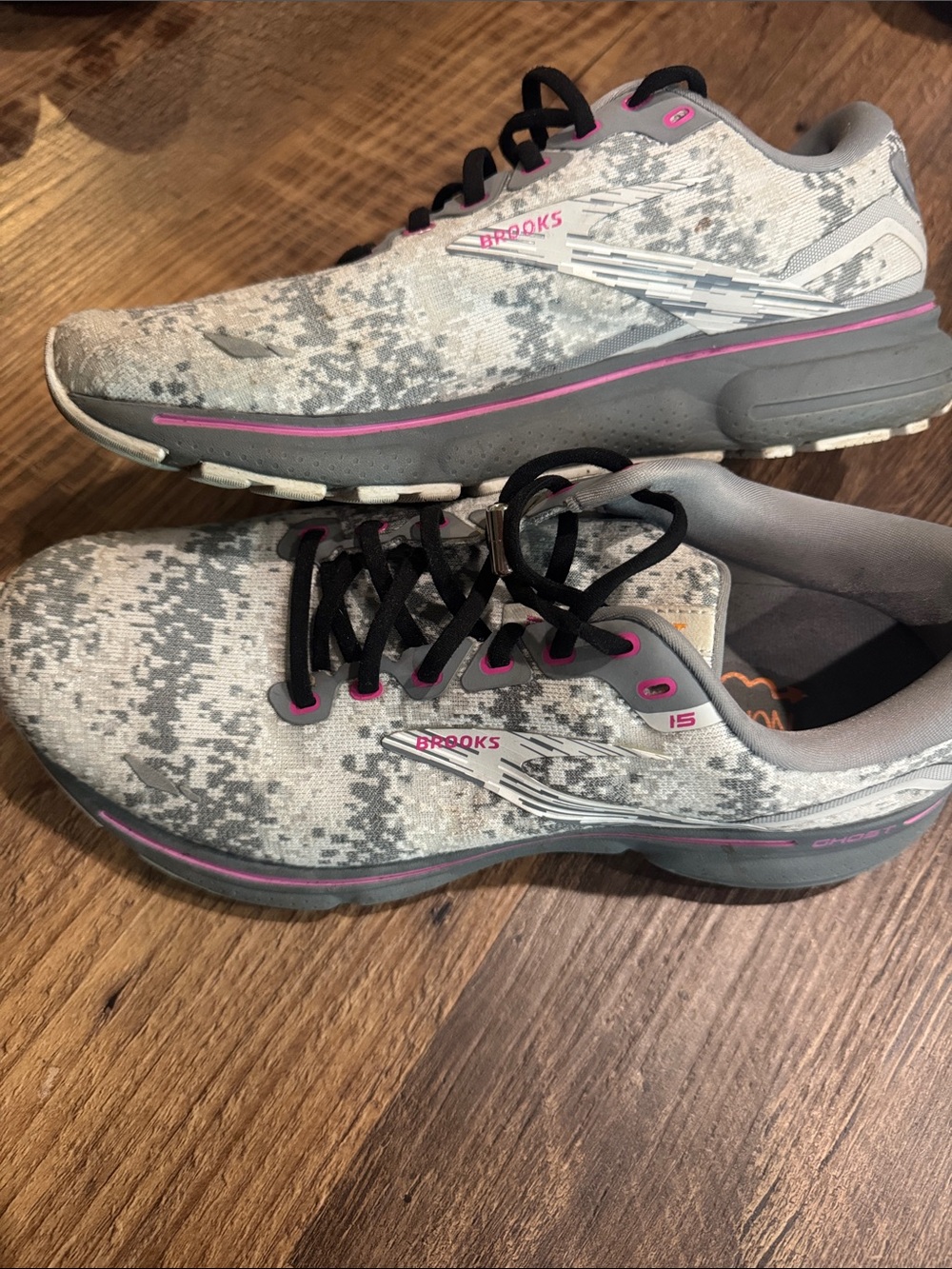 Brooks Women's Gray & Pink Running Shoes